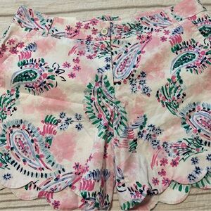 Floral Pink Women's Scalloped Hem Shorts